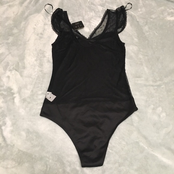 BNWT size small lace bodysuit - Picture 2 of 3